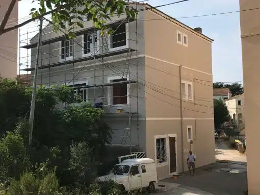 Réhabilitation d’une façade de copropriété à Martigues